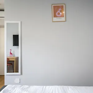 Apartment Cute In, Bucharest